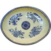 A Chinese Export Blue Fitzhugh Baking Dish, Circa 1800