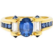 Innovative Sapphire Diamond 18 Karat Gold Gemstone Ring