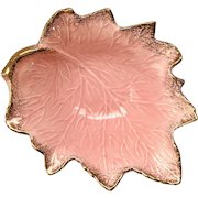 Mid-Century Leaf-shaped Bowl #105 by California Originals Pink with Spatter Gold Edge