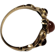 Vintage 2.1 Gram 14K Filagree Yellow Gold Cabochon Ladies Ring